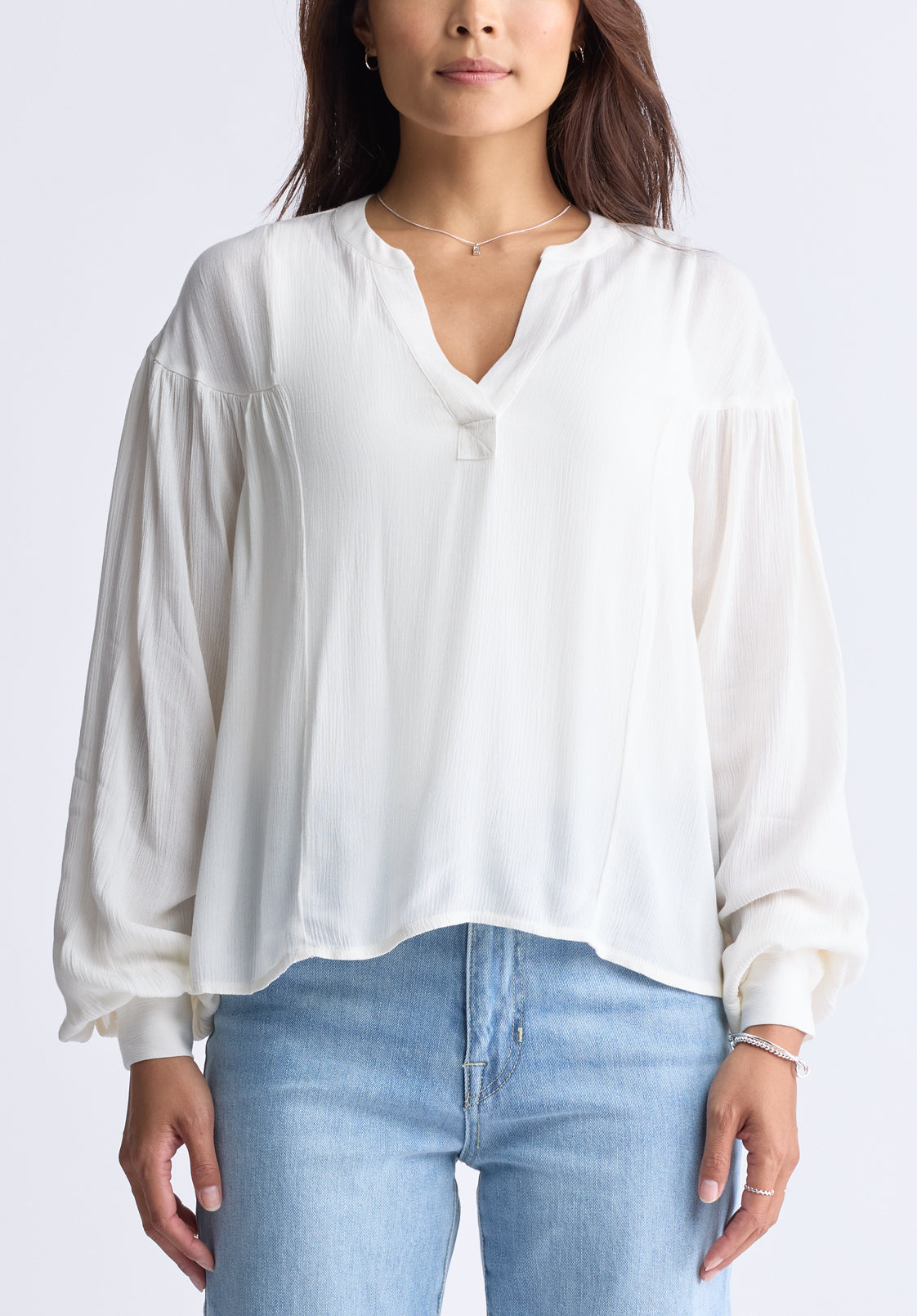 Kensley Women's Dropped Shoulder V-neck Loose Blouse. White - WT0119F