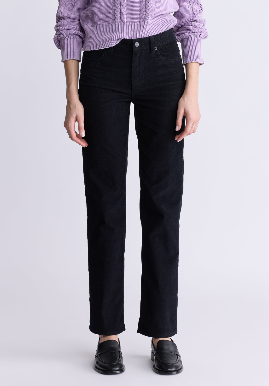 Mid Rise Straight Mary Women's Pants. Rinse Washed Black - BL16007