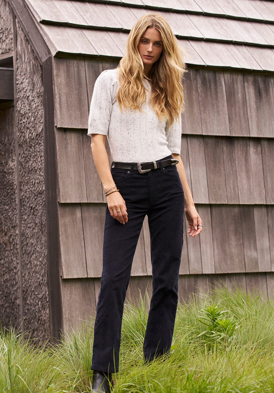 Mid Rise Straight Mary Women's Pants. Rinse Washed Black - BL16007