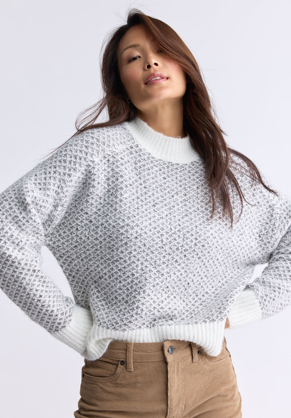 Kieryn Women's Textured Knit Crewneck Sweater. Grey - SW0077F