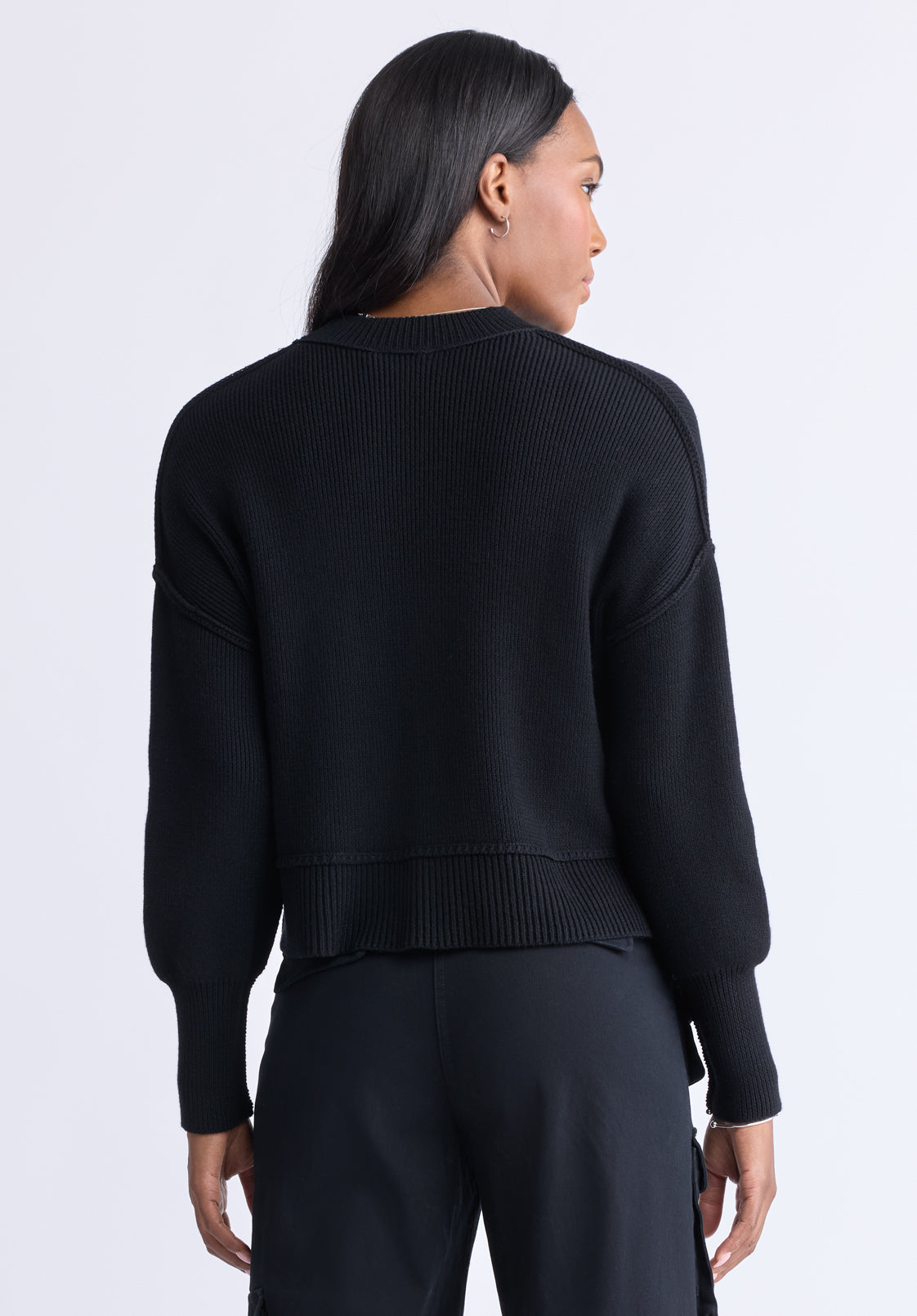 Seema Women's Dropped Sleeve Cropped Sweater. Black - SW0095F